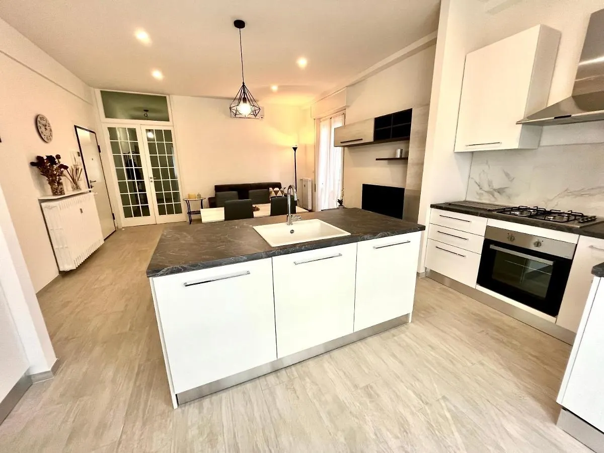 Marina Centro Harbor Apartment Rimini İtalya